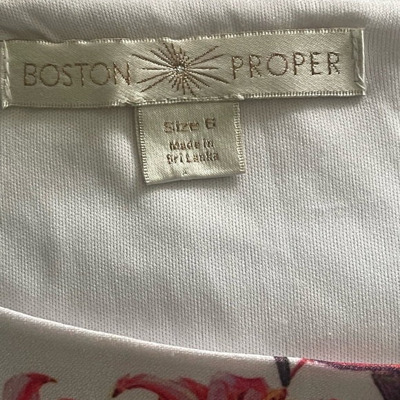 Boston Proper Dress with Floral Accents‎ - Picture 6 of 7